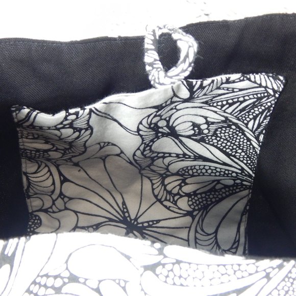 Gorgeous Handmade Hobo Bag Butterflies Print - Picture 7 of 7